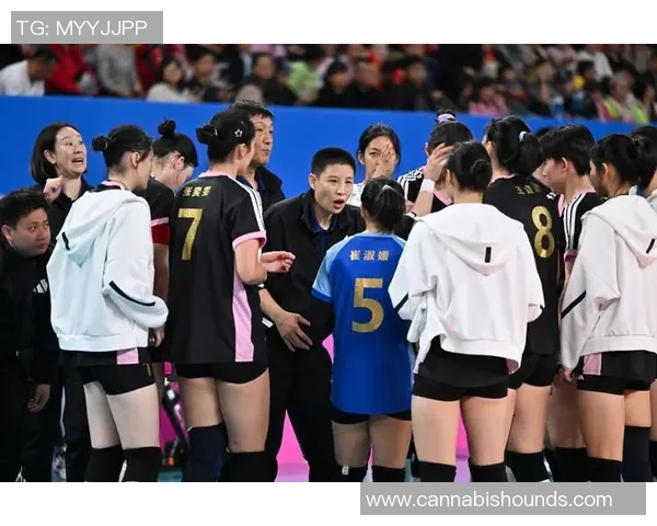 上海排球队在奥运会上的精彩表现与力量解析